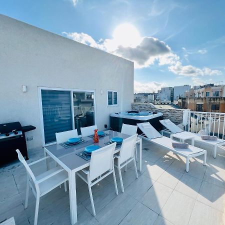 Poseidon Court Penthouse Superior Daire St. Paul's Bay Dış mekan fotoğraf