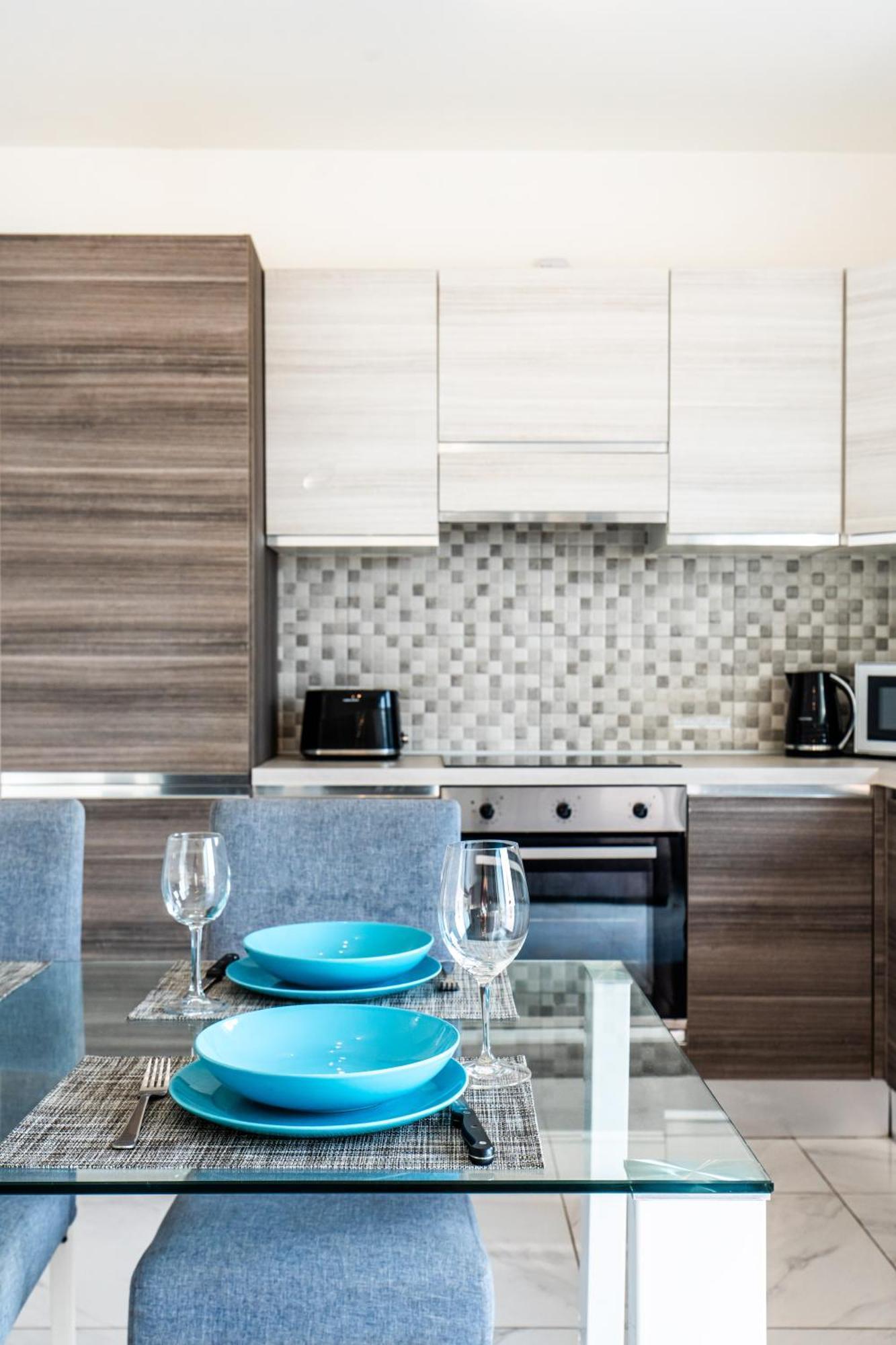 Poseidon Court Penthouse Superior Daire St. Paul's Bay Dış mekan fotoğraf