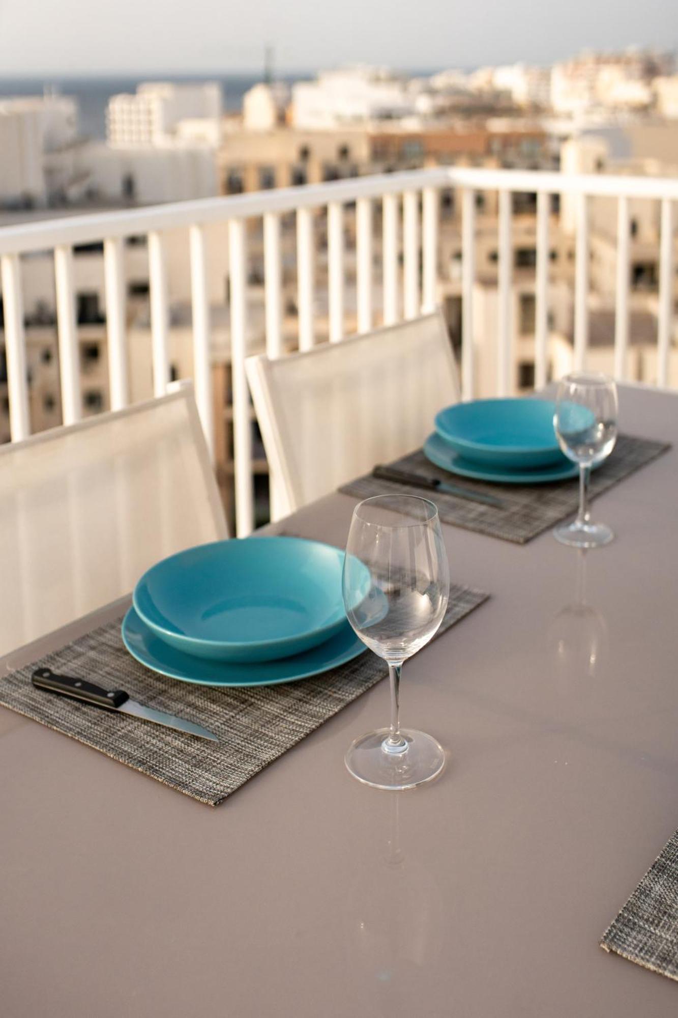 Poseidon Court Penthouse Superior Daire St. Paul's Bay Dış mekan fotoğraf