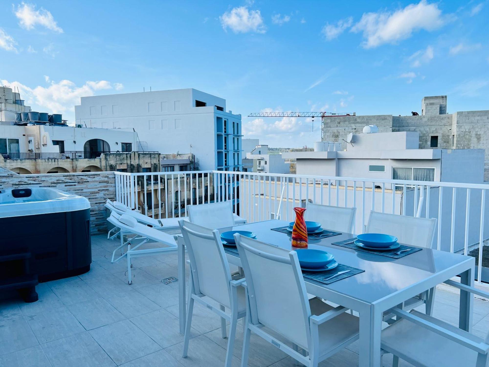 Poseidon Court Penthouse Superior Daire St. Paul's Bay Dış mekan fotoğraf